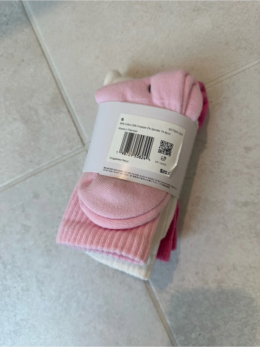 Nike Crew Youth 3-5Y Women’s 4-6 Athletic Socks in Pink & White - 3 Pack